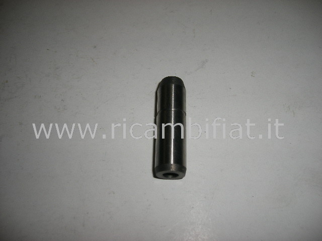 729404 - valve guide