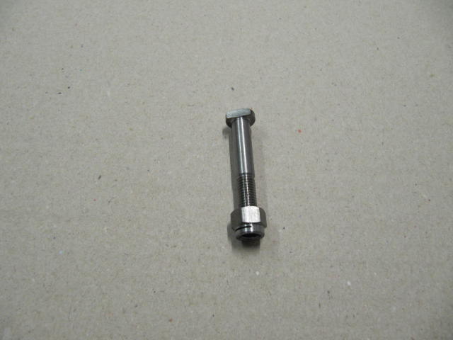 cav73 - screw+nut conrod