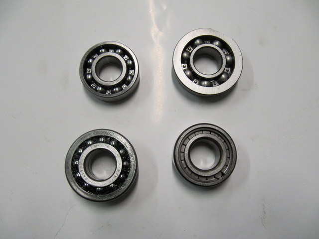 cav978 - gear bearings kit